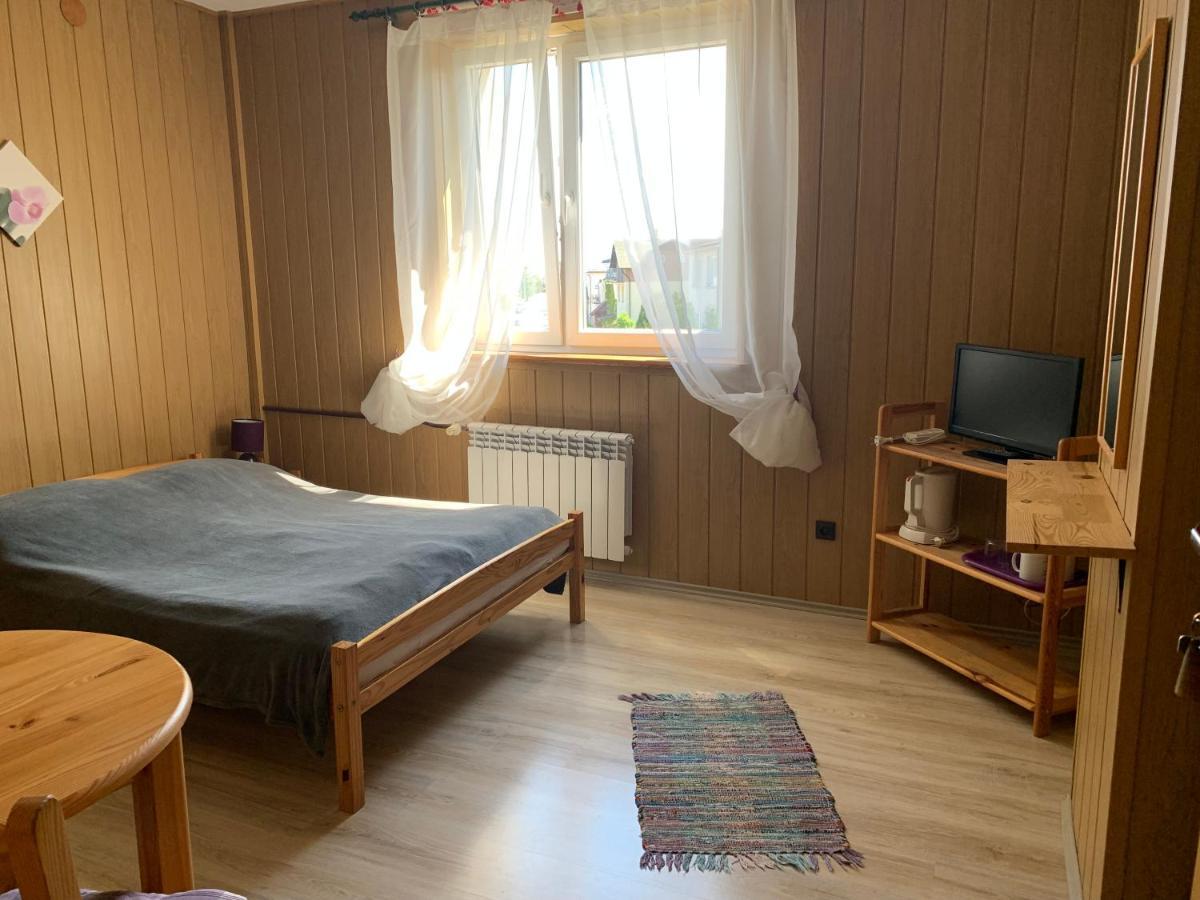 Pokoje Goscinne U Barbary Wladyslawowo Bagian luar foto